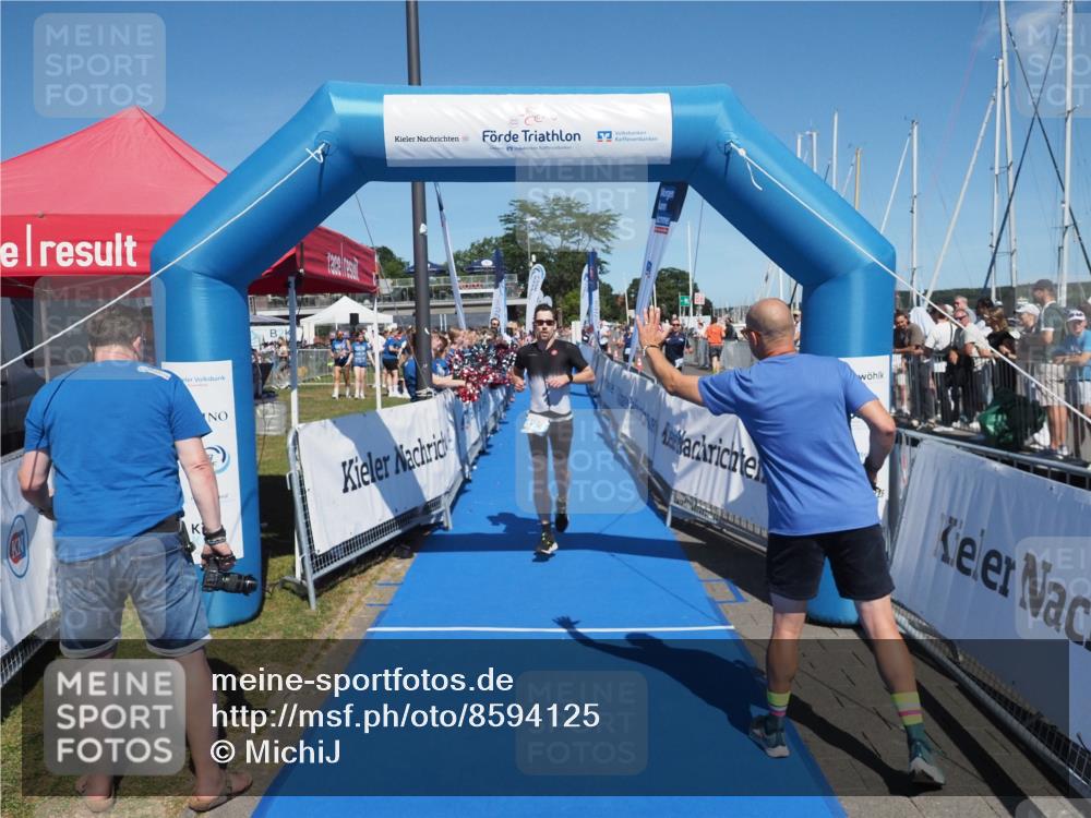17.08.2025 - KN Förde Triathlon 2025 MichiJ http://msf.ph/oto/8594125 17.08.2025 13:54:35 Laufen 423 meine-sportfotos.de