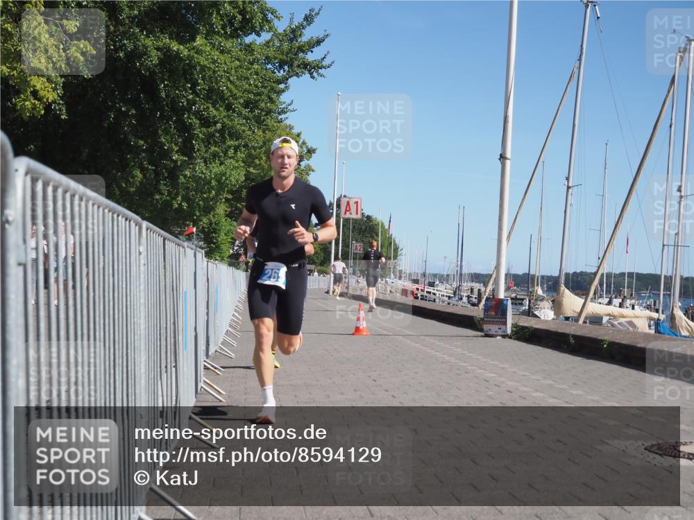 17.08.2025 - KN Förde Triathlon 2025 KatJ http://msf.ph/oto/8594129 17.08.2025 11:39:31 Laufen 265, 267 meine-sportfotos.de