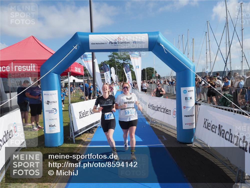 17.08.2025 - KN Förde Triathlon 2025 MichiJ http://msf.ph/oto/8594142 17.08.2025 10:37:36 Laufen 139, 140 meine-sportfotos.de
