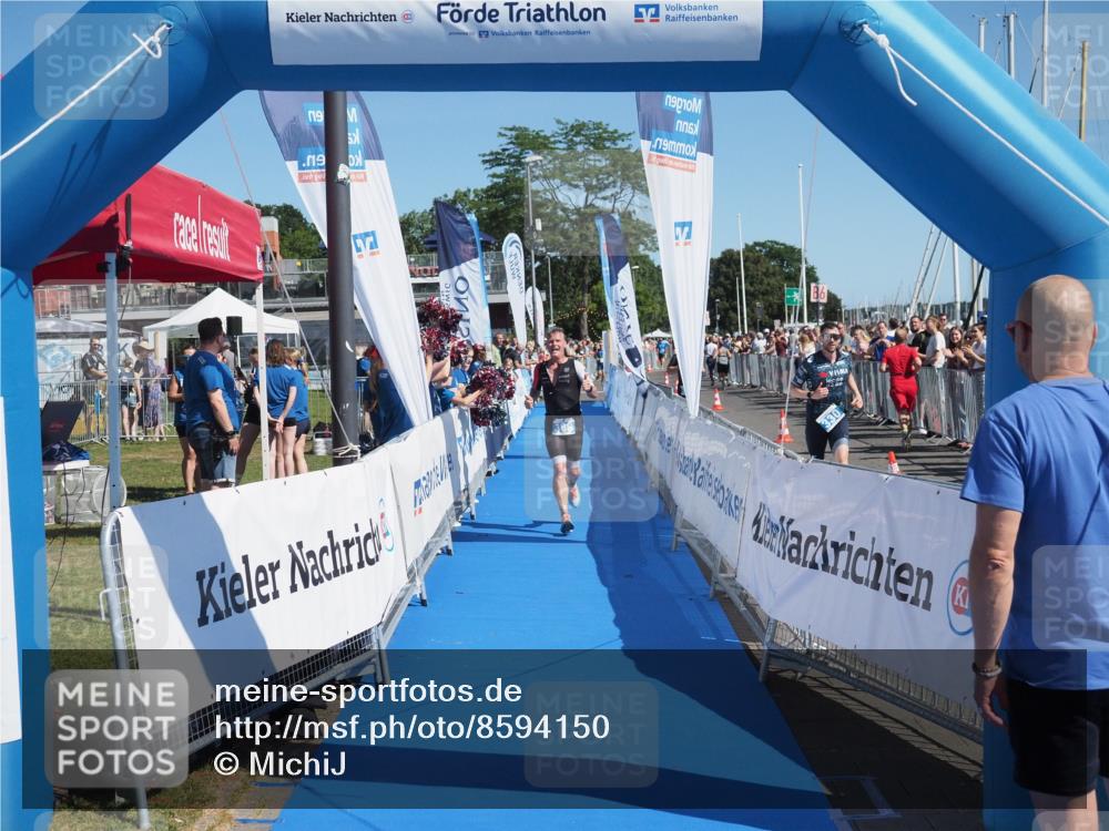 17.08.2025 - KN Förde Triathlon 2025 MichiJ http://msf.ph/oto/8594150 17.08.2025 12:01:29 Laufen 389 meine-sportfotos.de