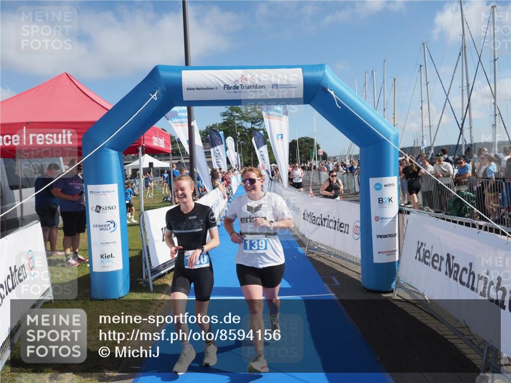 17.08.2025 - KN Förde Triathlon 2025 MichiJ http://msf.ph/oto/8594156 17.08.2025 10:37:36 Laufen 139, 140 meine-sportfotos.de