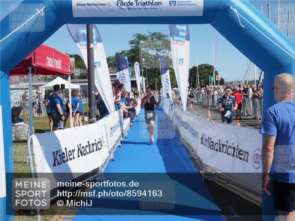 17.08.2025 - KN Förde Triathlon 2025 MichiJ http://msf.ph/oto/8594163 17.08.2025 12:01:29 Laufen 389 meine-sportfotos.de
