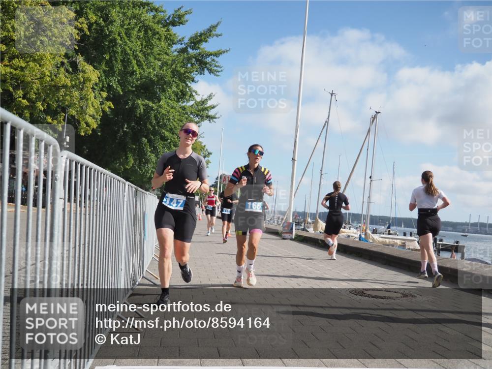 17.08.2025 - KN Förde Triathlon 2025 KatJ http://msf.ph/oto/8594164 17.08.2025 10:22:07 Laufen 125, 147, 153, 166, 171, 219 meine-sportfotos.de