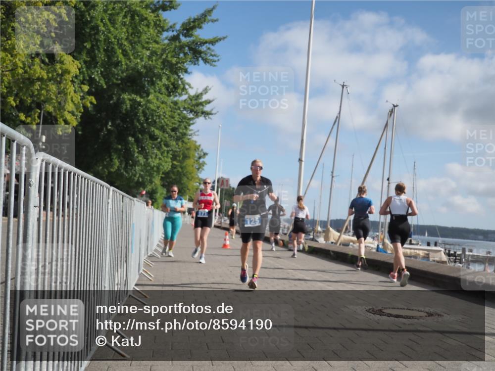 17.08.2025 - KN Förde Triathlon 2025 KatJ http://msf.ph/oto/8594190 17.08.2025 10:22:10 Laufen 125, 147, 166, 171, 219 meine-sportfotos.de