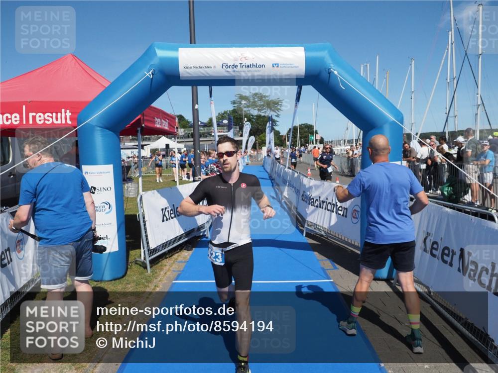 17.08.2025 - KN Förde Triathlon 2025 MichiJ http://msf.ph/oto/8594194 17.08.2025 13:54:36 Laufen 423 meine-sportfotos.de