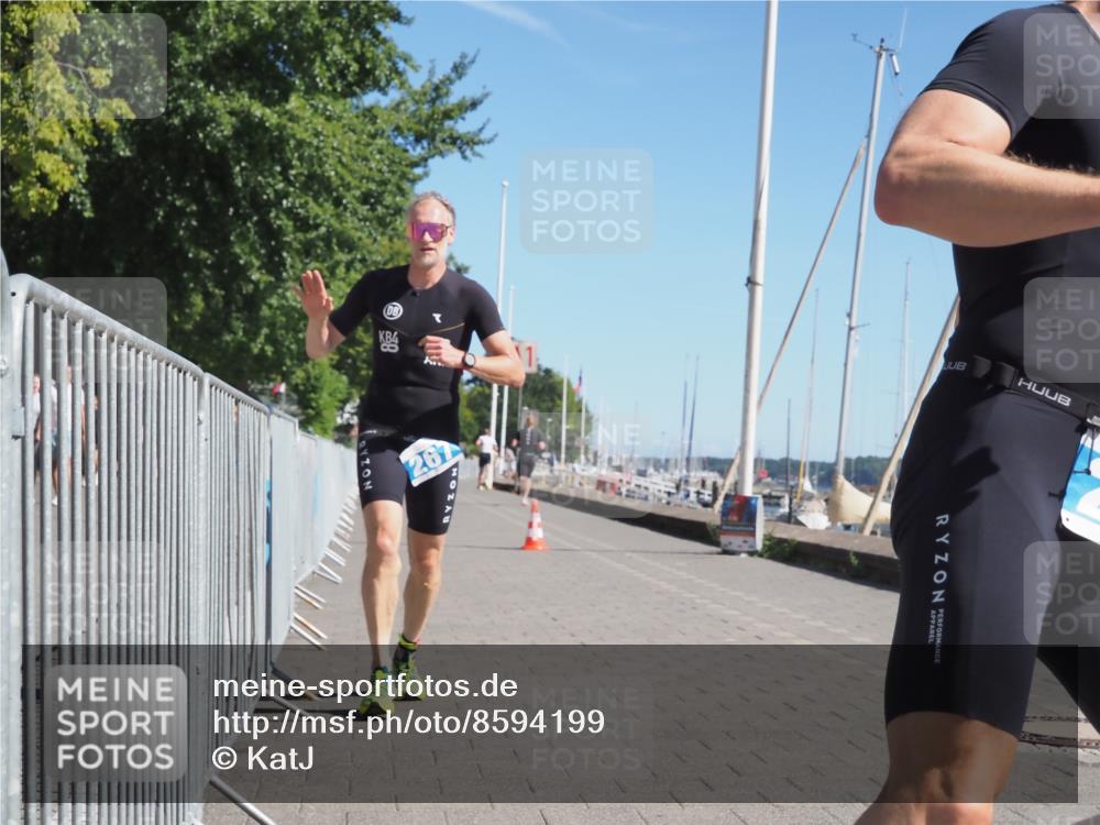17.08.2025 - KN Förde Triathlon 2025 KatJ http://msf.ph/oto/8594199 17.08.2025 11:39:33 Laufen 265, 267, 275 meine-sportfotos.de