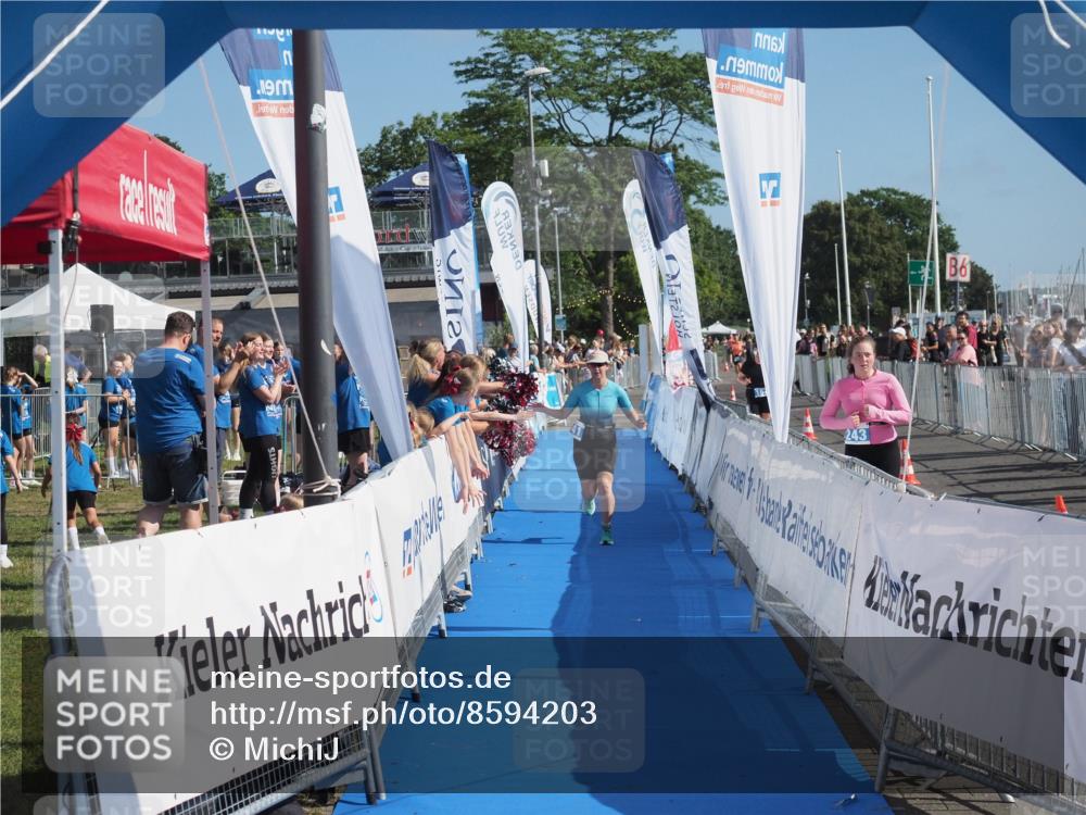 17.08.2025 - KN Förde Triathlon 2025 MichiJ http://msf.ph/oto/8594203 17.08.2025 10:38:05 Laufen 141 meine-sportfotos.de