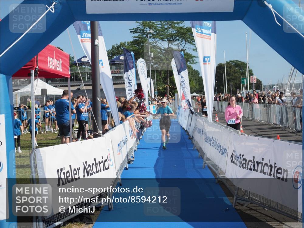 17.08.2025 - KN Förde Triathlon 2025 MichiJ http://msf.ph/oto/8594212 17.08.2025 10:38:05 Laufen 141 meine-sportfotos.de