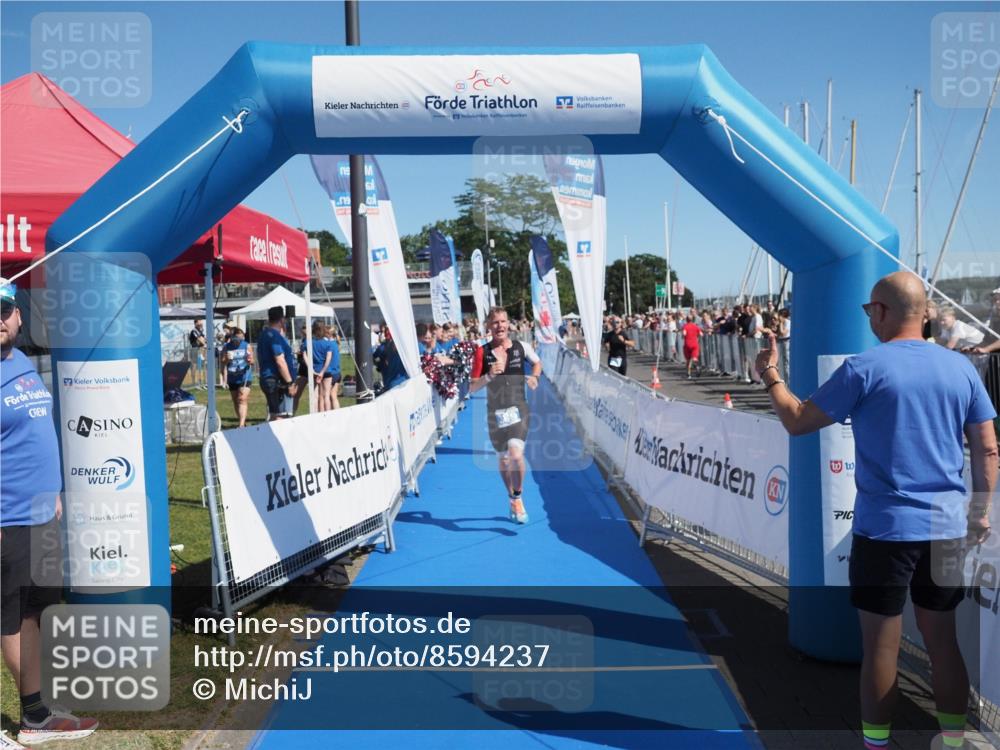 17.08.2025 - KN Förde Triathlon 2025 MichiJ http://msf.ph/oto/8594237 17.08.2025 12:01:31 Laufen 389 meine-sportfotos.de