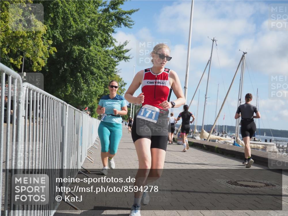 17.08.2025 - KN Förde Triathlon 2025 KatJ http://msf.ph/oto/8594278 17.08.2025 10:22:13 Laufen 125, 171, 219 meine-sportfotos.de