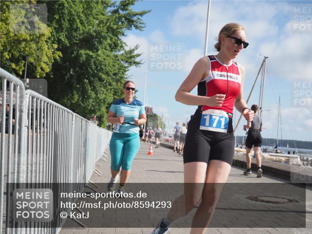 17.08.2025 - KN Förde Triathlon 2025 KatJ http://msf.ph/oto/8594293 17.08.2025 10:22:13 Laufen 125, 171, 219 meine-sportfotos.de