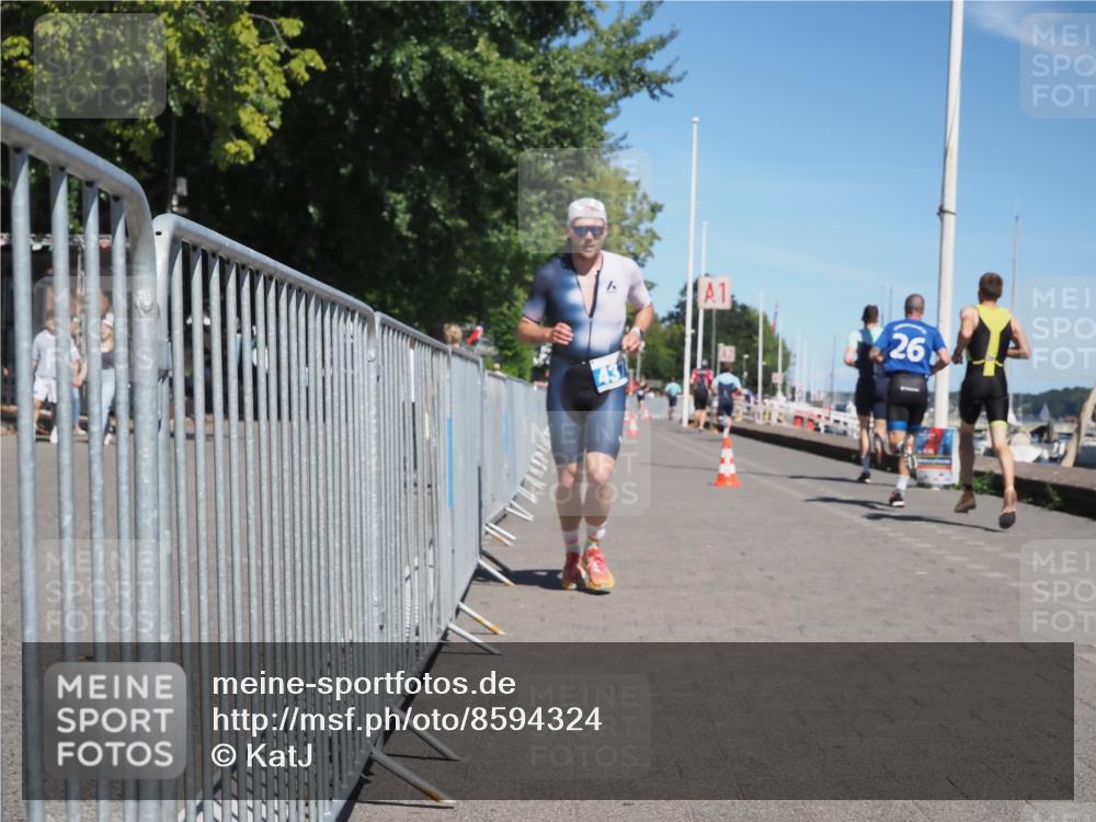 17.08.2025 - KN Förde Triathlon 2025 KatJ http://msf.ph/oto/8594324 17.08.2025 13:40:11 Laufen 407, 413, 437 meine-sportfotos.de