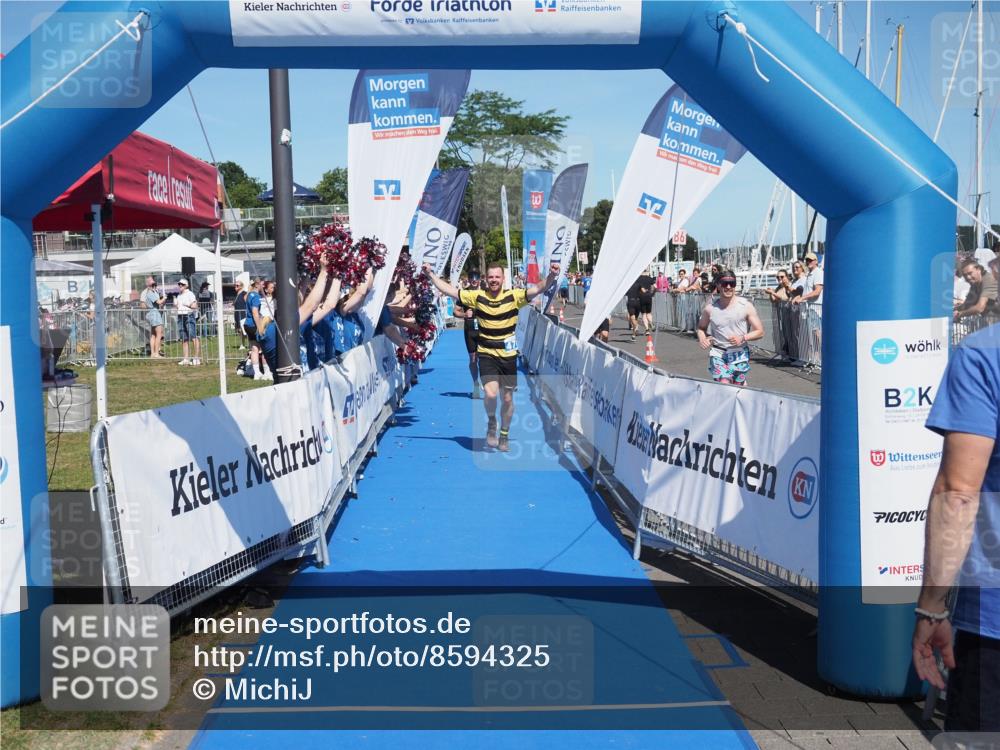 17.08.2025 - KN Förde Triathlon 2025 MichiJ http://msf.ph/oto/8594325 17.08.2025 13:55:12 Laufen 427, 470 meine-sportfotos.de