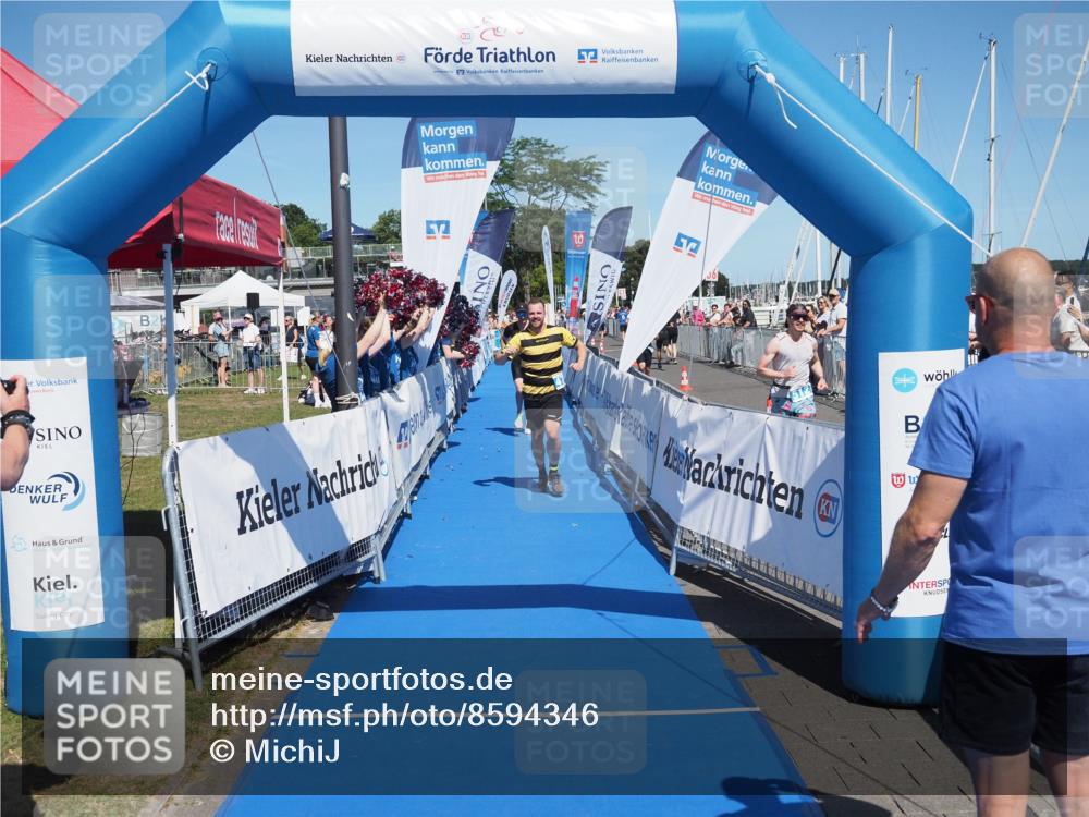 17.08.2025 - KN Förde Triathlon 2025 MichiJ http://msf.ph/oto/8594346 17.08.2025 13:55:12 Laufen 427, 470 meine-sportfotos.de