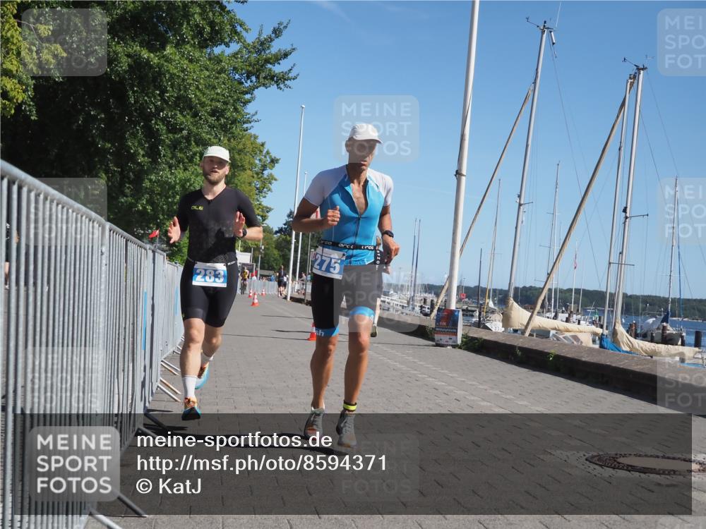 17.08.2025 - KN Förde Triathlon 2025 KatJ http://msf.ph/oto/8594371 17.08.2025 11:39:42 Laufen 275, 283 meine-sportfotos.de