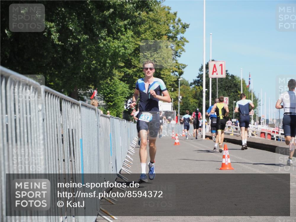 17.08.2025 - KN Förde Triathlon 2025 KatJ http://msf.ph/oto/8594372 17.08.2025 13:40:15 Laufen 407, 437 meine-sportfotos.de