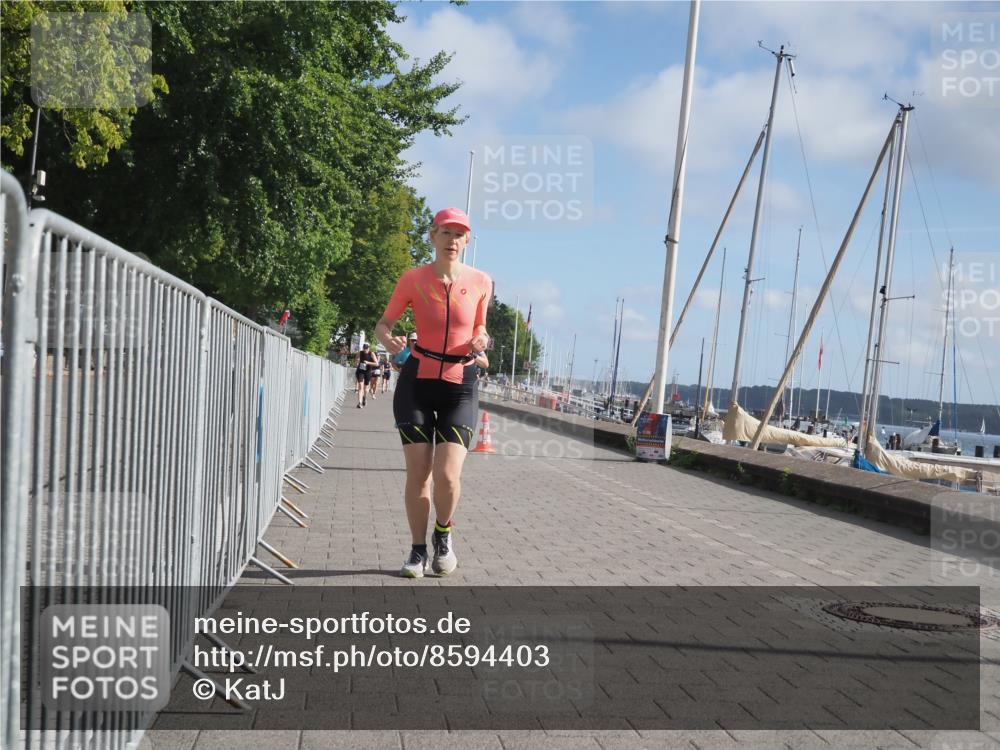 17.08.2025 - KN Förde Triathlon 2025 KatJ http://msf.ph/oto/8594403 17.08.2025 10:22:40 Laufen 141, 216, 225 meine-sportfotos.de