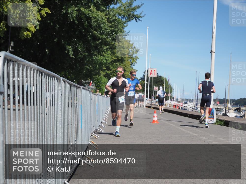 17.08.2025 - KN Förde Triathlon 2025 KatJ http://msf.ph/oto/8594470 17.08.2025 13:40:24 Laufen 433, 458, 475 meine-sportfotos.de