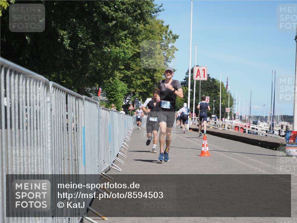 17.08.2025 - KN Förde Triathlon 2025 KatJ http://msf.ph/oto/8594503 17.08.2025 13:40:29 Laufen 357, 433, 458, 475 meine-sportfotos.de