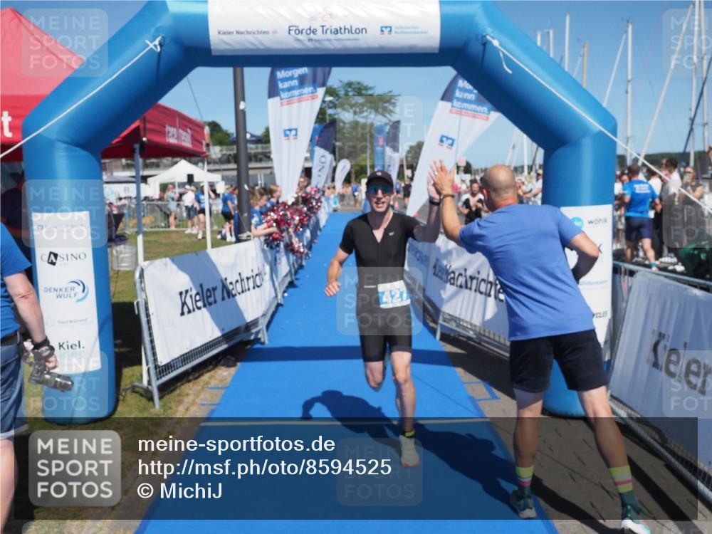 17.08.2025 - KN Förde Triathlon 2025 MichiJ http://msf.ph/oto/8594525 17.08.2025 13:55:15 Laufen 427, 470 meine-sportfotos.de