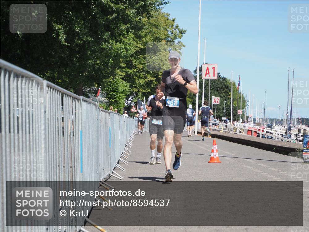 17.08.2025 - KN Förde Triathlon 2025 KatJ http://msf.ph/oto/8594537 17.08.2025 13:40:30 Laufen 357, 433, 458 meine-sportfotos.de