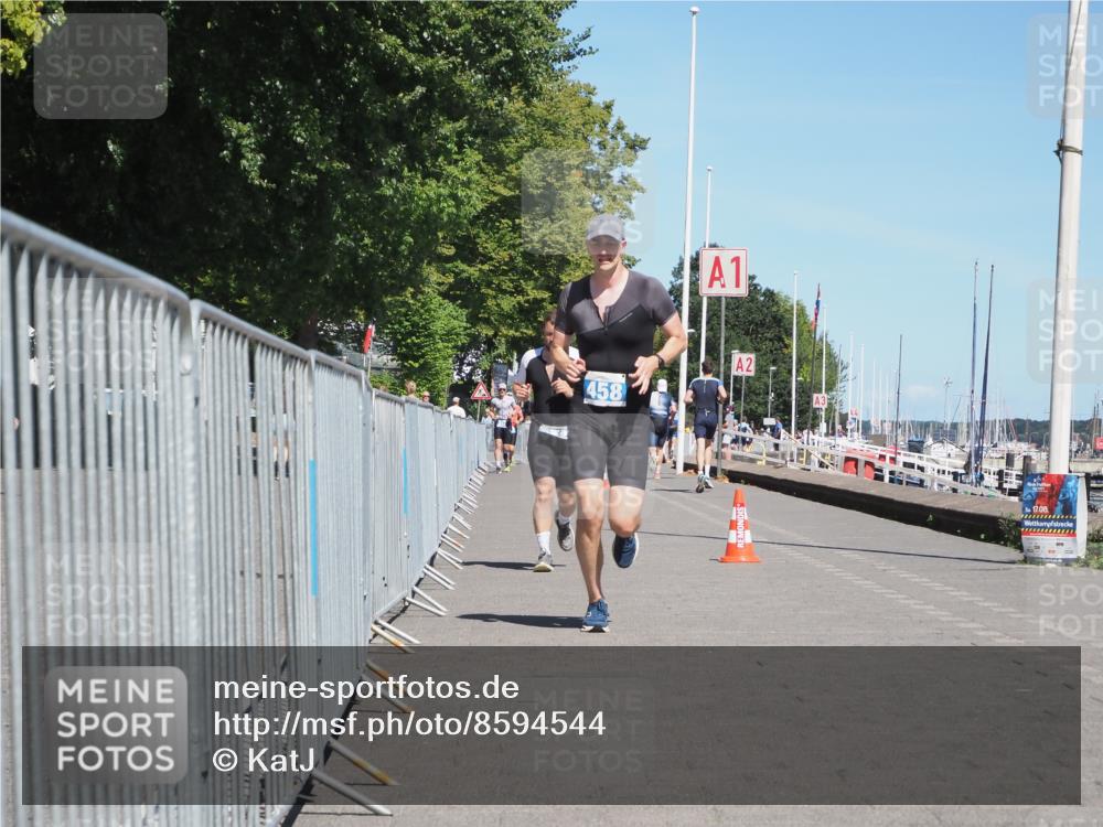 17.08.2025 - KN Förde Triathlon 2025 KatJ http://msf.ph/oto/8594544 17.08.2025 13:40:30 Laufen 357, 433, 458 meine-sportfotos.de