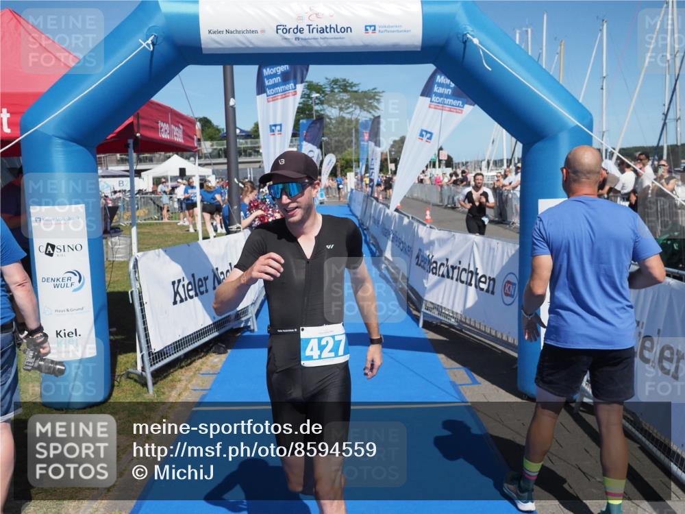 17.08.2025 - KN Förde Triathlon 2025 MichiJ http://msf.ph/oto/8594559 17.08.2025 13:55:16 Laufen 427, 470 meine-sportfotos.de