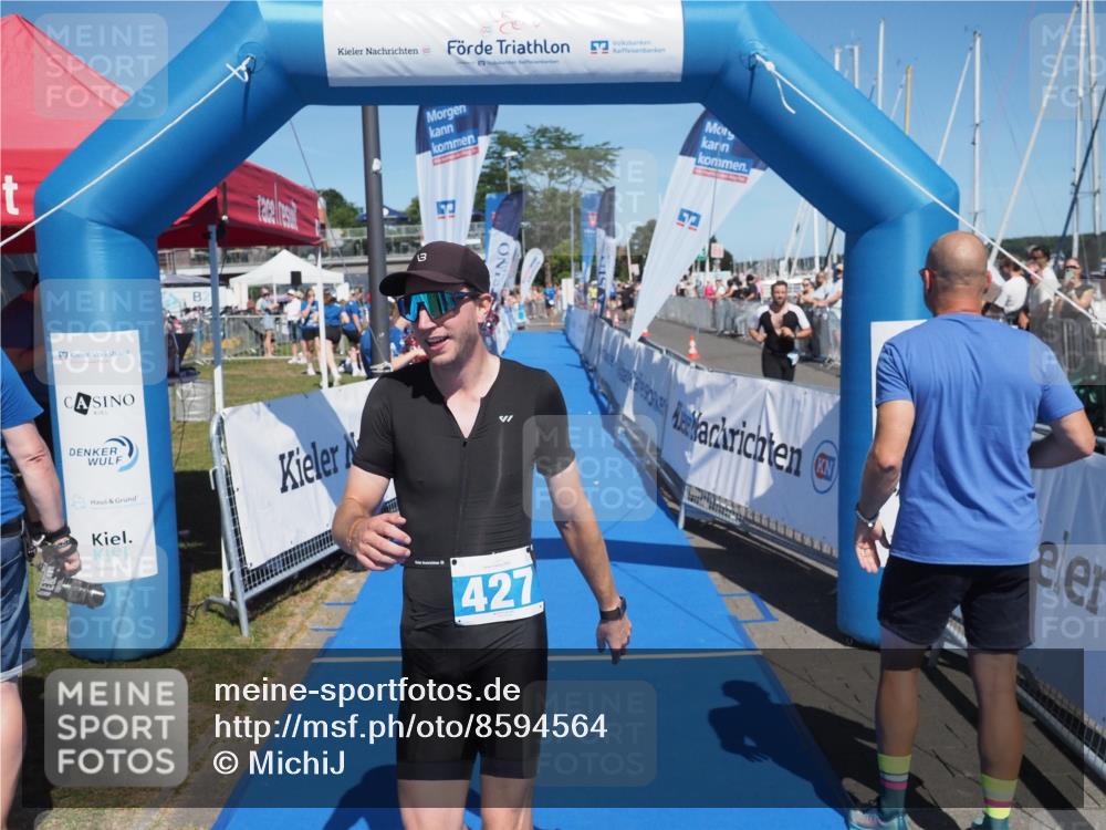 17.08.2025 - KN Förde Triathlon 2025 MichiJ http://msf.ph/oto/8594564 17.08.2025 13:55:16 Laufen 427, 470 meine-sportfotos.de
