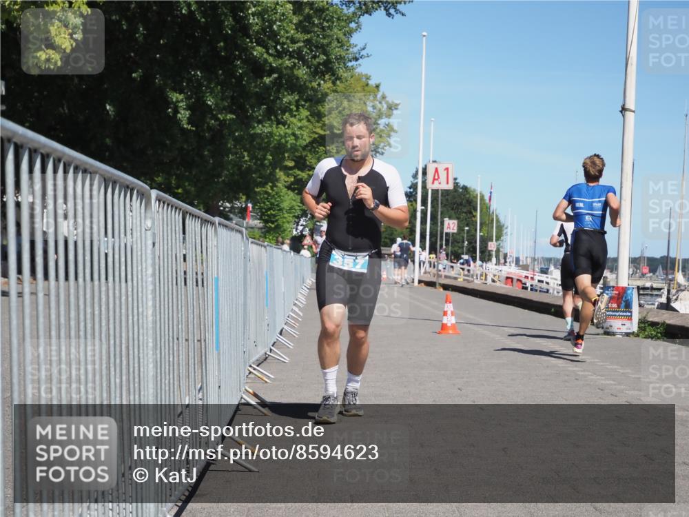 17.08.2025 - KN Förde Triathlon 2025 KatJ http://msf.ph/oto/8594623 17.08.2025 13:40:33 Laufen 357, 458 meine-sportfotos.de