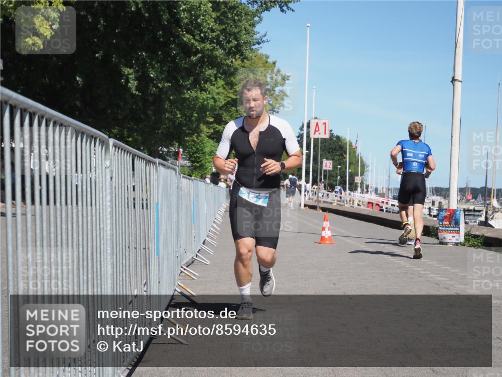 17.08.2025 - KN Förde Triathlon 2025 KatJ http://msf.ph/oto/8594635 17.08.2025 13:40:34 Laufen 357, 458 meine-sportfotos.de