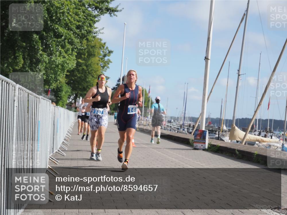 17.08.2025 - KN Förde Triathlon 2025 KatJ http://msf.ph/oto/8594657 17.08.2025 10:22:56 Laufen 107, 111, 118, 145, 197, 202, 249 meine-sportfotos.de