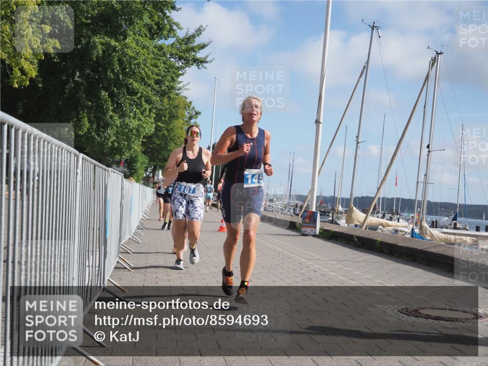 17.08.2025 - KN Förde Triathlon 2025 KatJ http://msf.ph/oto/8594693 17.08.2025 10:22:57 Laufen 107, 111, 118, 145, 202, 249 meine-sportfotos.de