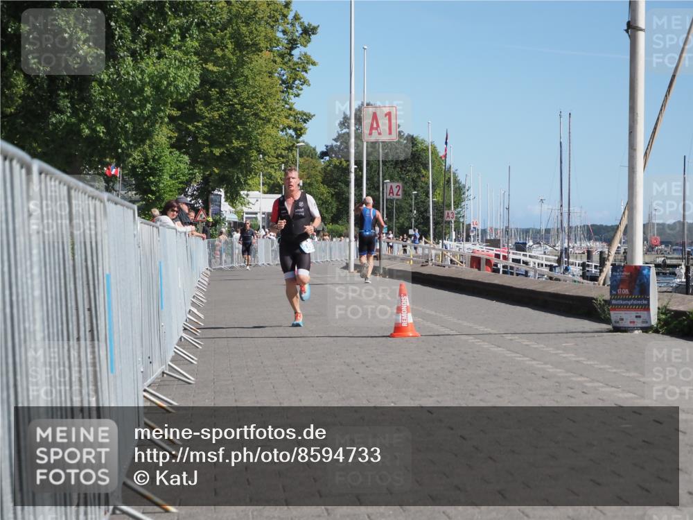 17.08.2025 - KN Förde Triathlon 2025 KatJ http://msf.ph/oto/8594733 17.08.2025 11:41:46 Laufen 389 meine-sportfotos.de