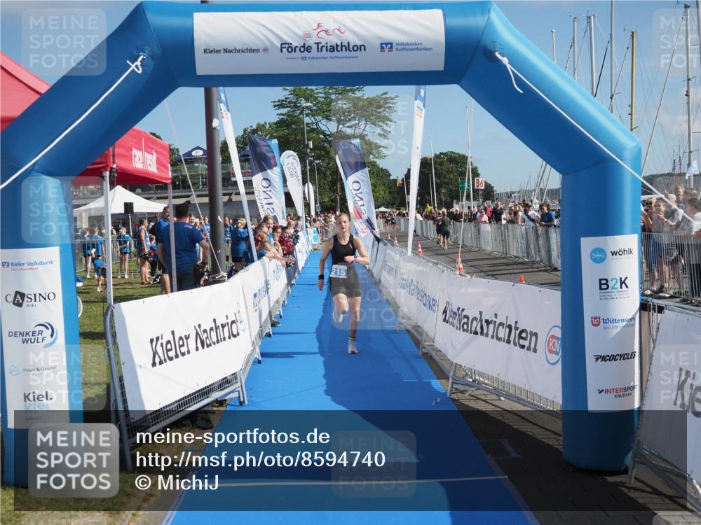 17.08.2025 - KN Förde Triathlon 2025 MichiJ http://msf.ph/oto/8594740 17.08.2025 10:38:40 Laufen 215 meine-sportfotos.de