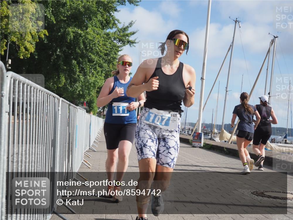 17.08.2025 - KN Förde Triathlon 2025 KatJ http://msf.ph/oto/8594742 17.08.2025 10:22:59 Laufen 107, 111, 118, 145, 249 meine-sportfotos.de