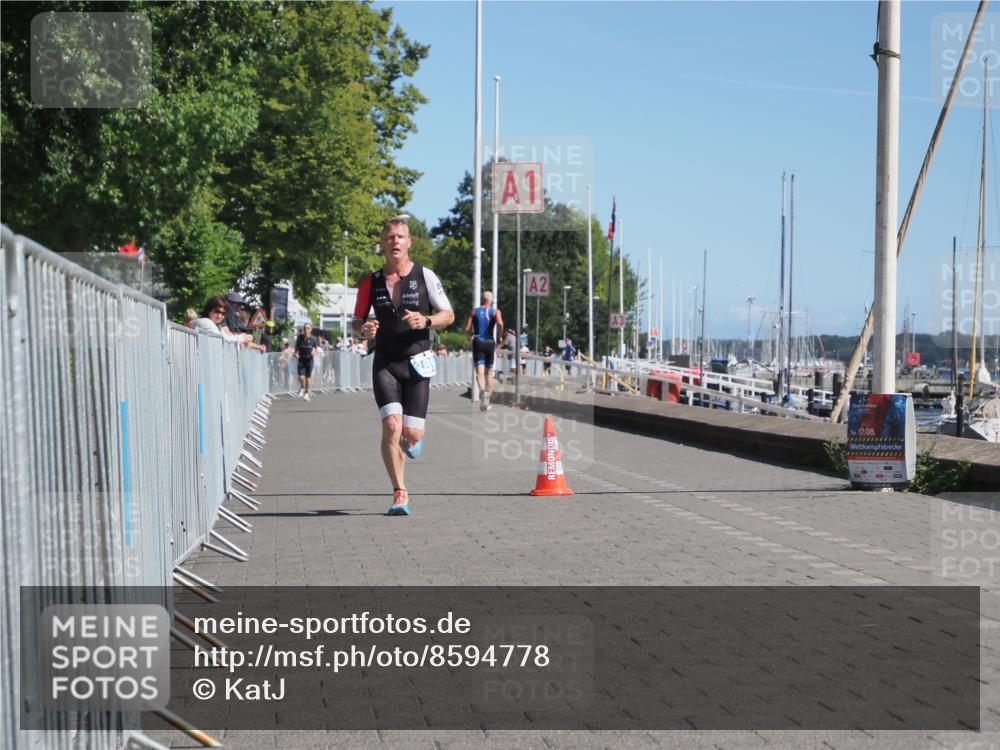 17.08.2025 - KN Förde Triathlon 2025 KatJ http://msf.ph/oto/8594778 17.08.2025 11:41:48 Laufen 389 meine-sportfotos.de