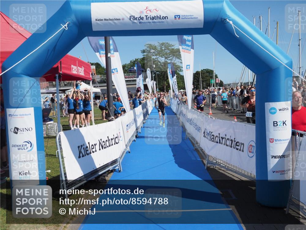 17.08.2025 - KN Förde Triathlon 2025 MichiJ http://msf.ph/oto/8594788 17.08.2025 12:03:34 Laufen 296 meine-sportfotos.de