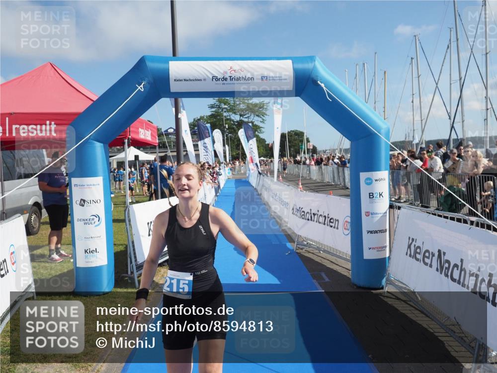 17.08.2025 - KN Förde Triathlon 2025 MichiJ http://msf.ph/oto/8594813 17.08.2025 10:38:43 Laufen 215 meine-sportfotos.de