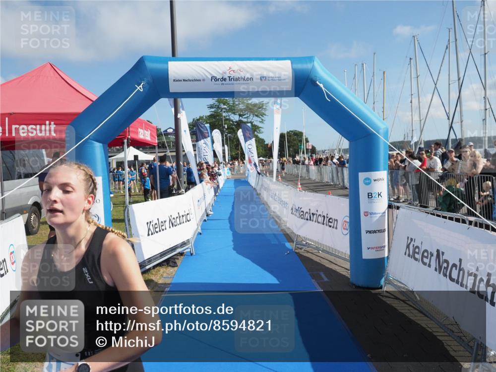 17.08.2025 - KN Förde Triathlon 2025 MichiJ http://msf.ph/oto/8594821 17.08.2025 10:38:43 Laufen 215 meine-sportfotos.de