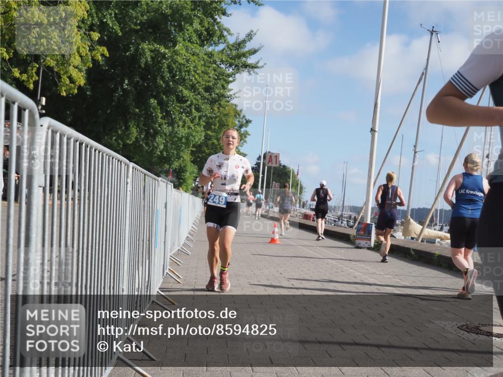 17.08.2025 - KN Förde Triathlon 2025 KatJ http://msf.ph/oto/8594825 17.08.2025 10:23:04 Laufen 118, 249 meine-sportfotos.de