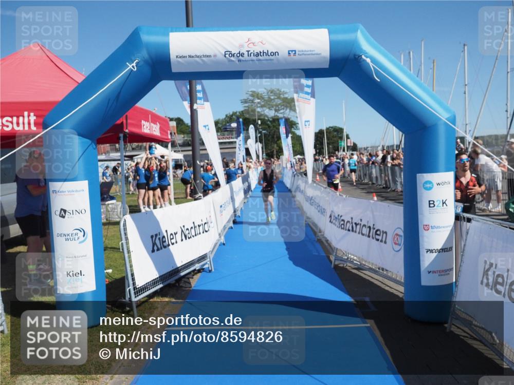 17.08.2025 - KN Förde Triathlon 2025 MichiJ http://msf.ph/oto/8594826 17.08.2025 12:03:35 Laufen 296 meine-sportfotos.de