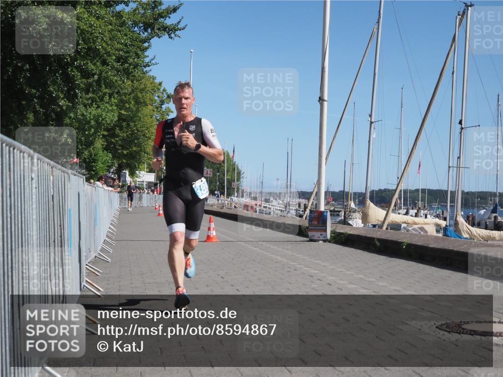 17.08.2025 - KN Förde Triathlon 2025 KatJ http://msf.ph/oto/8594867 17.08.2025 11:41:51 Laufen 389 meine-sportfotos.de