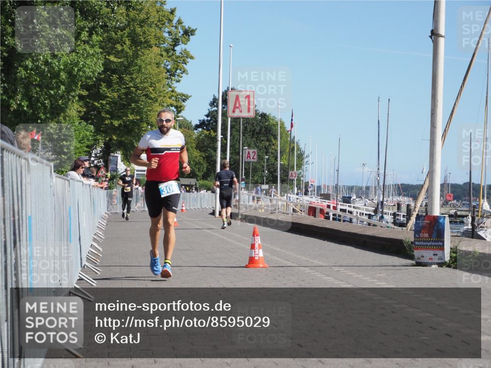 17.08.2025 - KN Förde Triathlon 2025 KatJ http://msf.ph/oto/8595029 17.08.2025 11:42:22 Laufen 306 meine-sportfotos.de