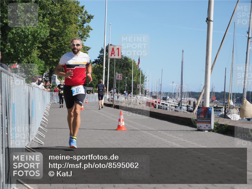 17.08.2025 - KN Förde Triathlon 2025 KatJ http://msf.ph/oto/8595062 17.08.2025 11:42:24 Laufen 306 meine-sportfotos.de