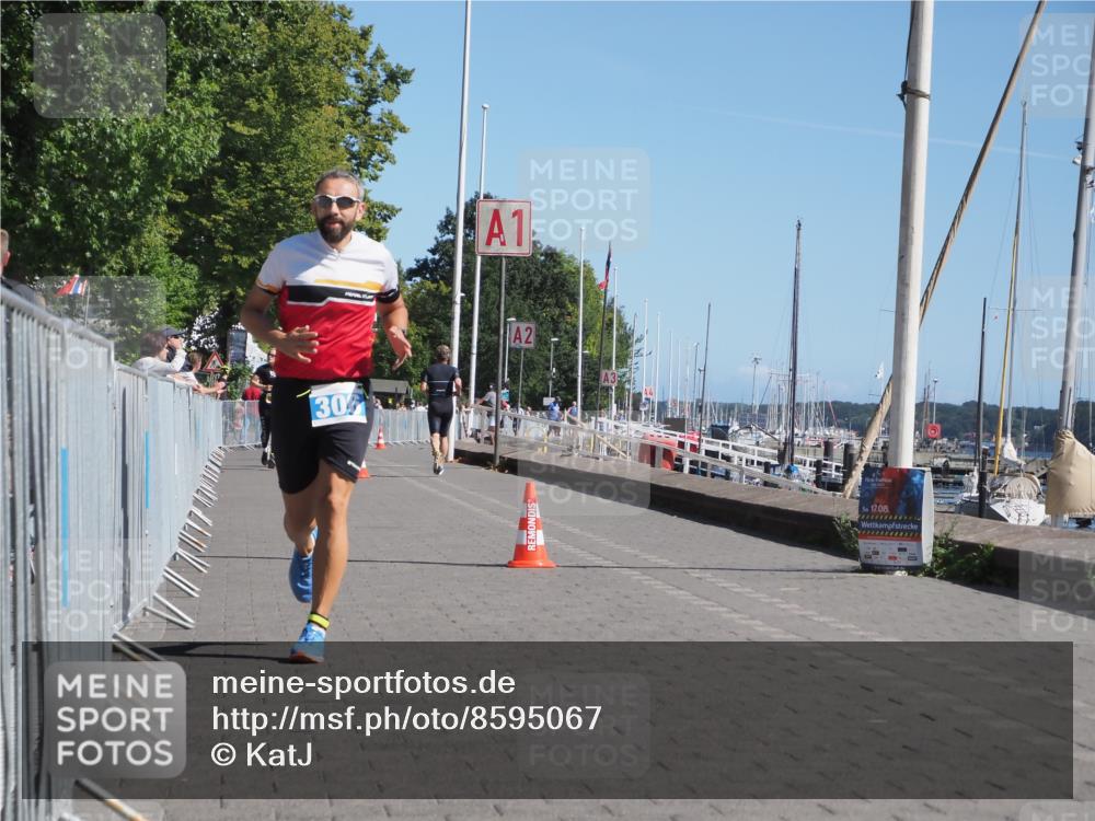 17.08.2025 - KN Förde Triathlon 2025 KatJ http://msf.ph/oto/8595067 17.08.2025 11:42:24 Laufen 306 meine-sportfotos.de