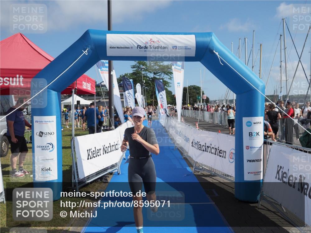 17.08.2025 - KN Förde Triathlon 2025 MichiJ http://msf.ph/oto/8595071 17.08.2025 10:39:08 Laufen 120, 223, 254 meine-sportfotos.de