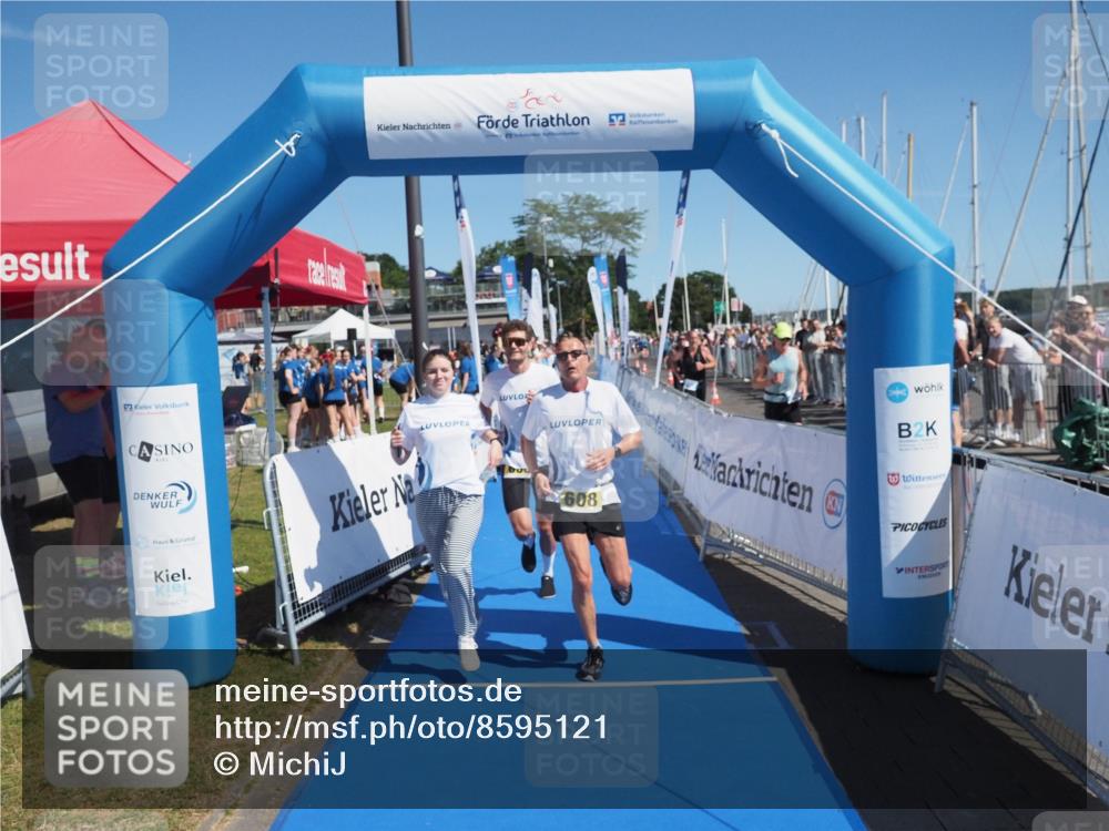 17.08.2025 - KN Förde Triathlon 2025 MichiJ http://msf.ph/oto/8595121 17.08.2025 12:03:59 Laufen 307, 608 meine-sportfotos.de