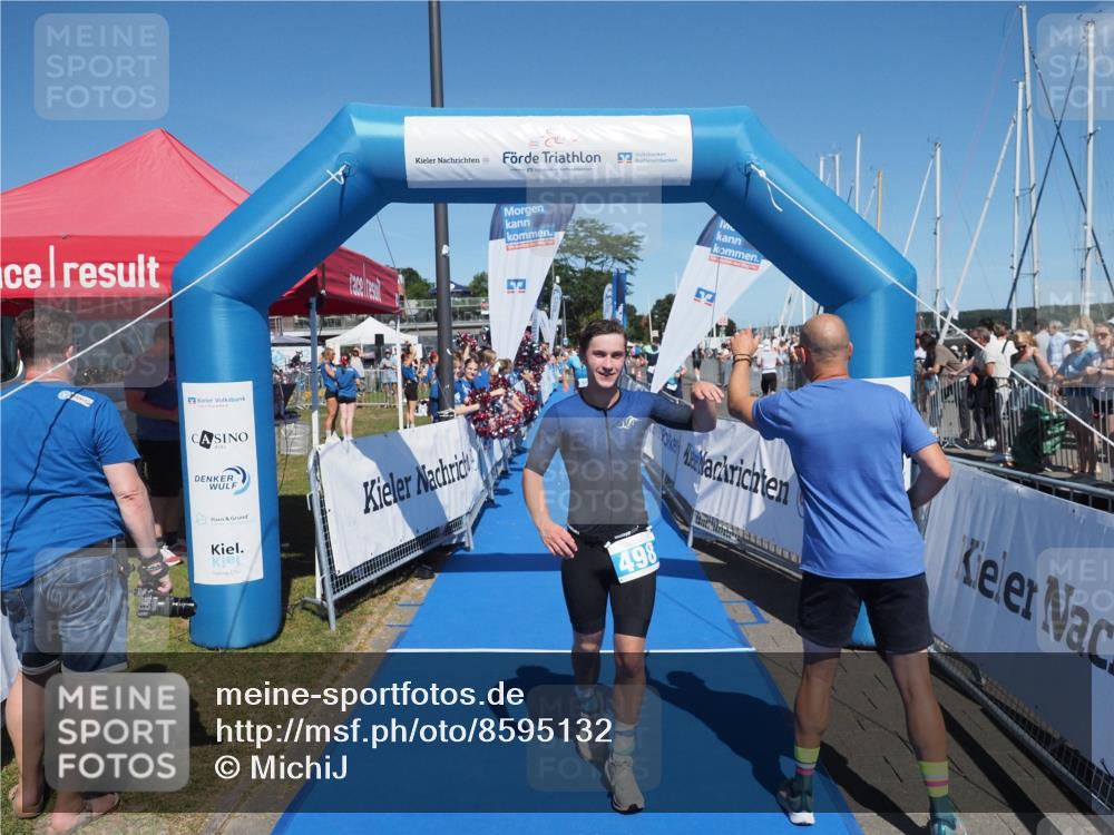 17.08.2025 - KN Förde Triathlon 2025 MichiJ http://msf.ph/oto/8595132 17.08.2025 13:56:17 Laufen 498, 532 meine-sportfotos.de