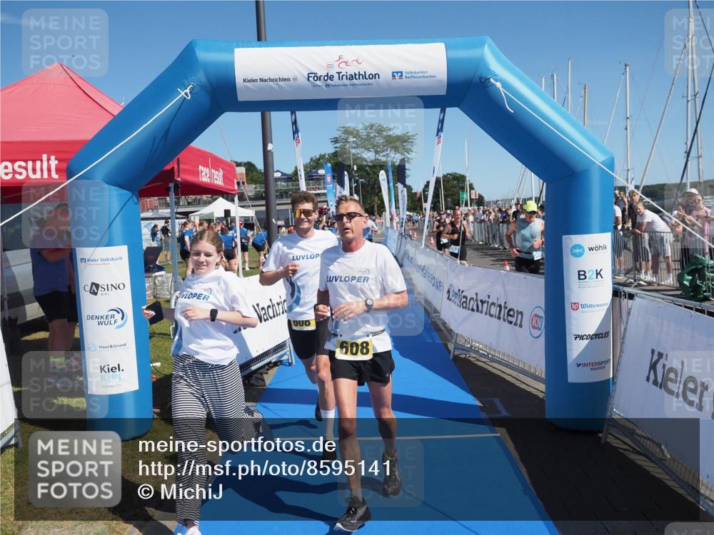 17.08.2025 - KN Förde Triathlon 2025 MichiJ http://msf.ph/oto/8595141 17.08.2025 12:04:00 Laufen 307, 608 meine-sportfotos.de