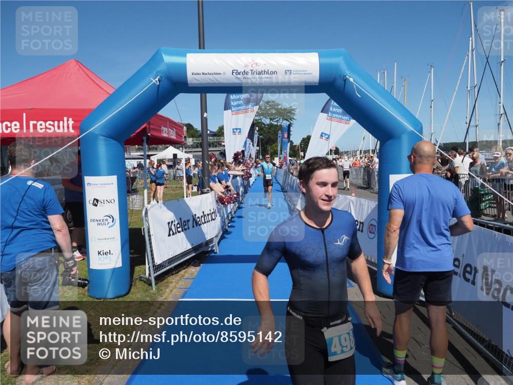 17.08.2025 - KN Förde Triathlon 2025 MichiJ http://msf.ph/oto/8595142 17.08.2025 13:56:18 Laufen 498, 532 meine-sportfotos.de